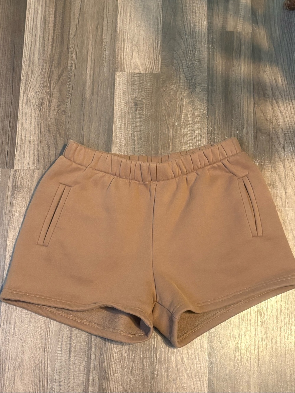 Tic Toc Los Angeles Brown Fleece Sweat Shorts
